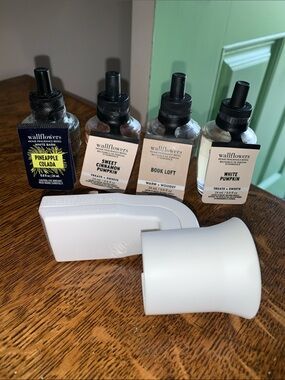 White Bath & Body Works “Wallflowers” & Plug Ins